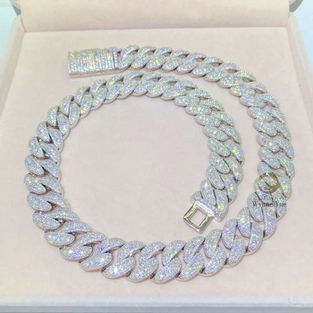 350g Bussdown 18mm 3rows 925 Solid Sterling Silver Vvs Moissanite Miami Cuban Link Chain
350g Bussdown 18mm 3rows 925 Solid Sterling Silver Vvs Moissanite Miami Cuban Link Chain
