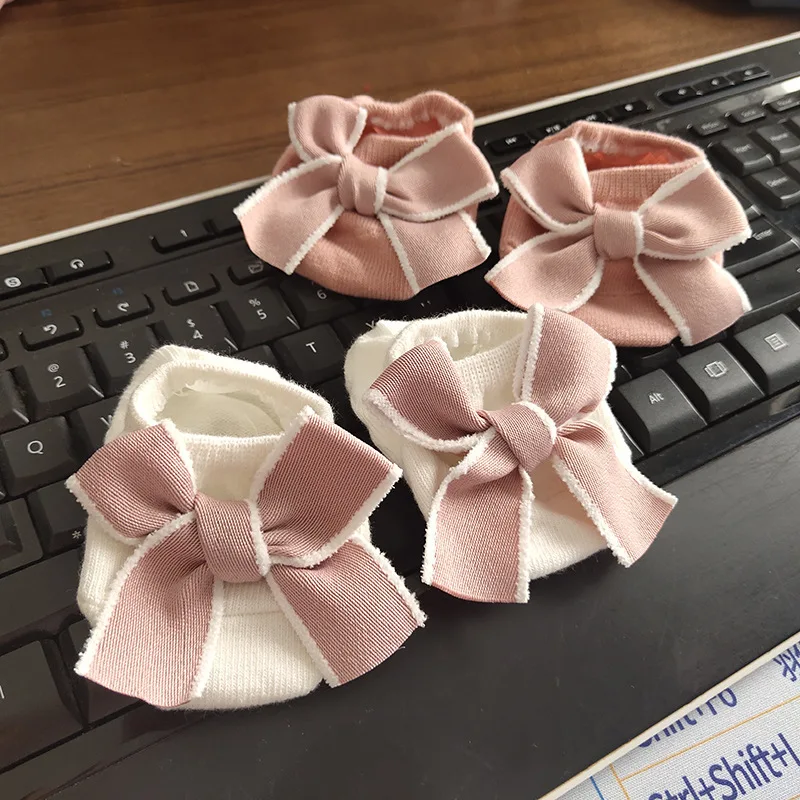 NEW Angel wings Short Socks Bowknot Baby Socks Soft Cotton Floor Socks With Rubber Soles Anti Slip for Newborn Kids Toddler
NEW Angel wings Short Socks Bowknot Baby Socks Soft Cotton Floor Socks With Rubber Soles Anti Slip for Newborn Kids Toddler