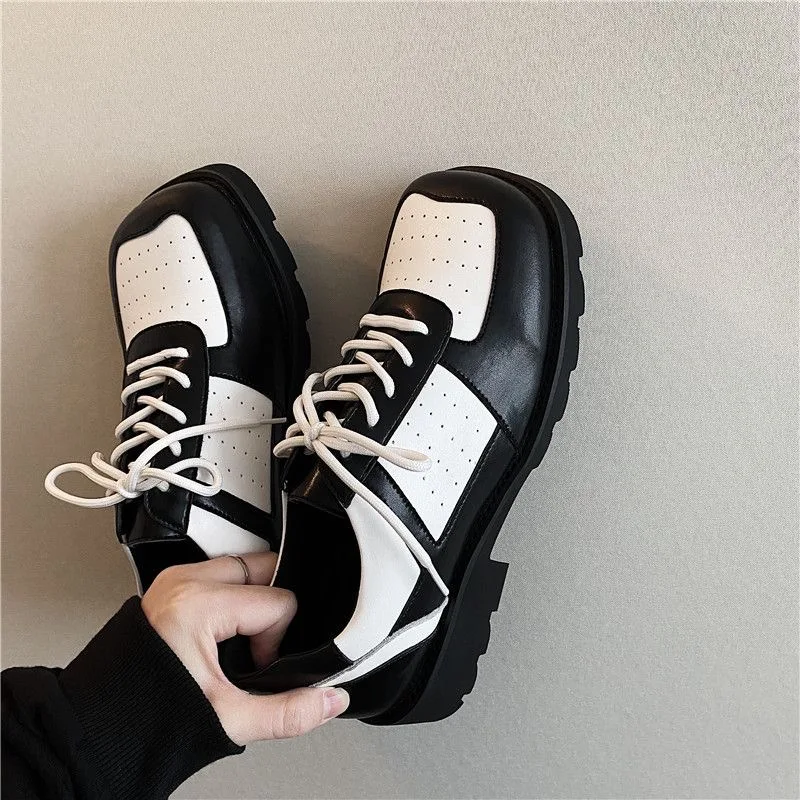 New Arrival Casual Shoes Male Brand Fashion Party Shoes Men Classic White Dress Shoe Man Leather Walking Shoes Mens Size 39-44
New Arrival Casual Shoes Male Brand Fashion Party Shoes Men Classic White Dress Shoe Man Leather Walking Shoes Mens Size 39-44
