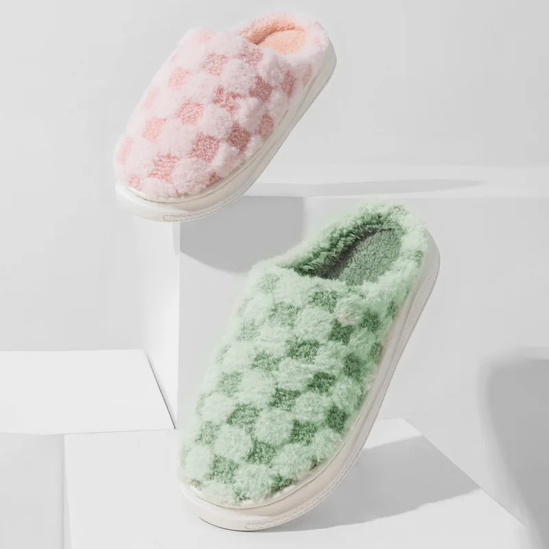 Women'S Winter Thermal Slippers Non Slip Home Indoor Platform Slides Versatile Plush Solid Color Warm Cotton Shoes
Women'S Winter Thermal Slippers Non Slip Home Indoor Platform Slides Versatile Plush Solid Color Warm Cotton Shoes