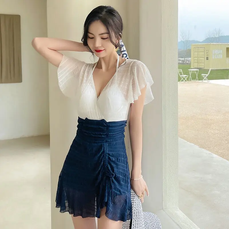 Женский сплошной купальник, купальник в Корейском стиле с юбкой в стиле пэчворк, пляжная одежда, 2024 купальники женские
Женский сплошной купальник, купальник в Корейском стиле с юбкой в стиле пэчворк, пляжная одежда, 2024 купальники женские