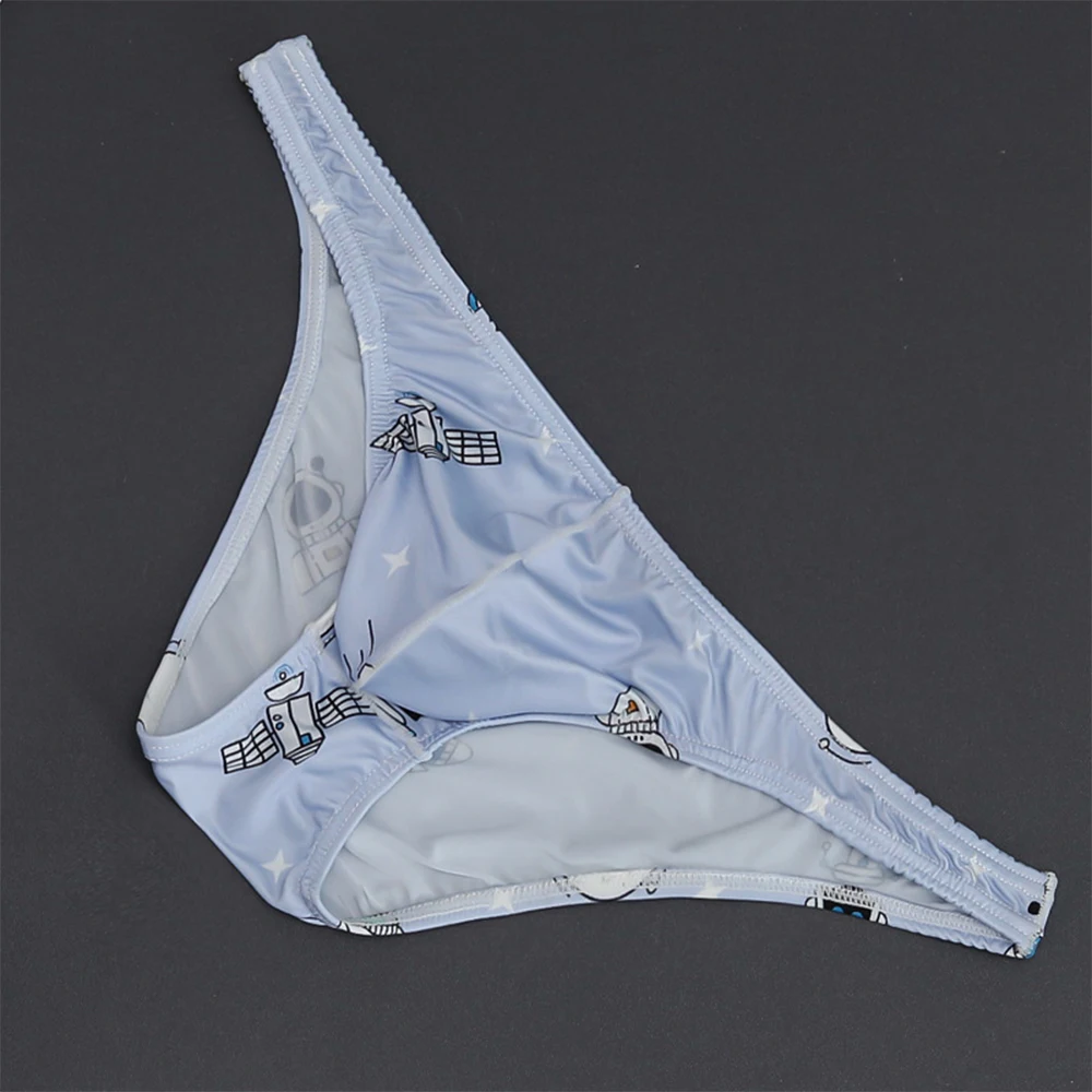 Sexy Mens Ice Silk Briefs Low Waist Print Breathable Thongs Smooth Elastic Bulge Pouch Gay Underpants Thin Sheer Soft G-Strings
Sexy Mens Ice Silk Briefs Low Waist Print Breathable Thongs Smooth Elastic Bulge Pouch Gay Underpants Thin Sheer Soft G-Strings