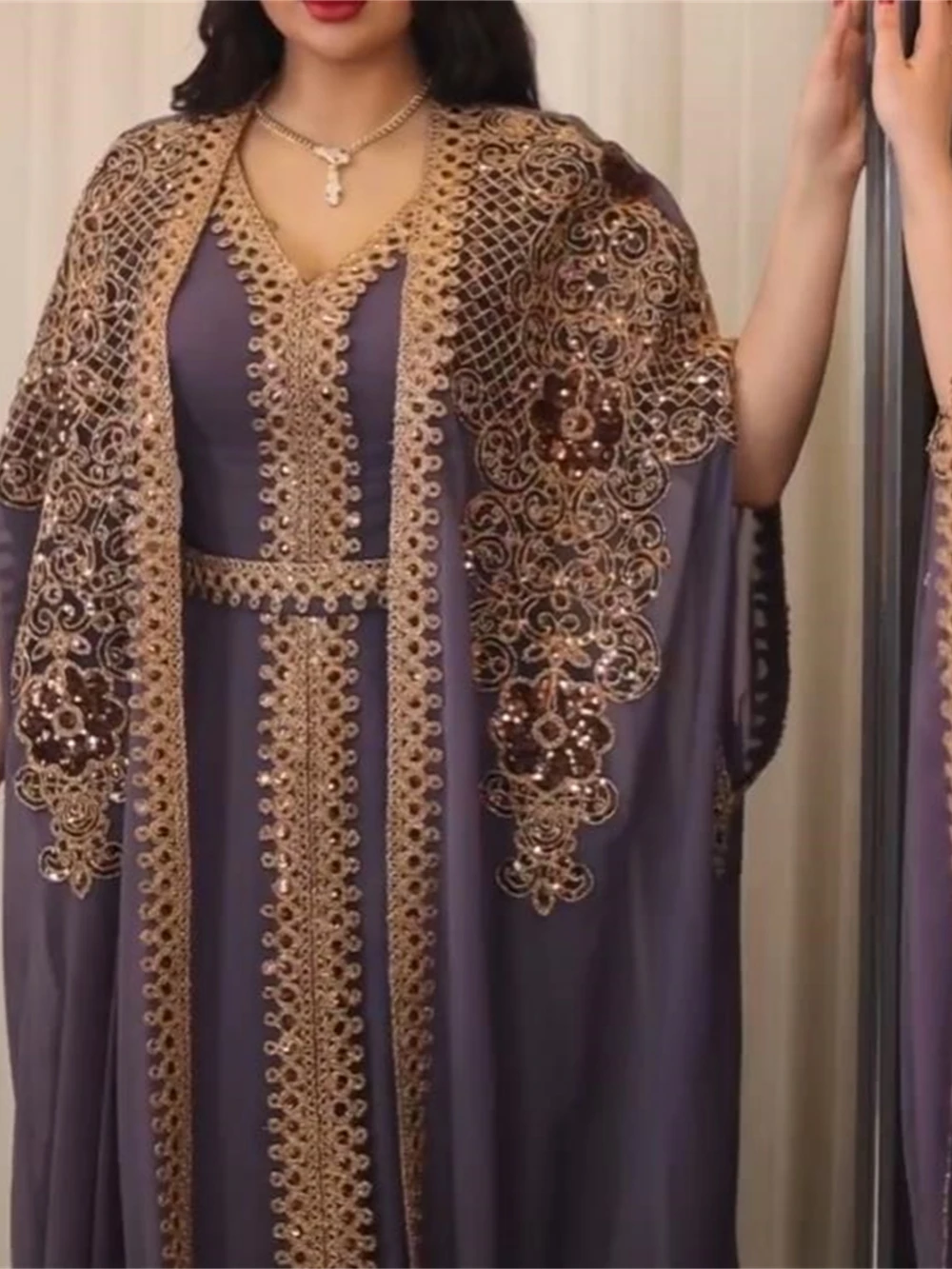 Simple V-neck Long Sleeve Wedding Dress Classic Lace Appliques Bride Robe Muslim Chiffon Long Bridal Gown Robe De Mariée 1 Mallzona S05e42cc707b143828568a8774a7f8c108 Simple V-neck Long Sleeve Wedding Dress Classic Lace Appliques Bride Robe Muslim Chiffon Long Bridal Gown Robe De Mariée Mallzona