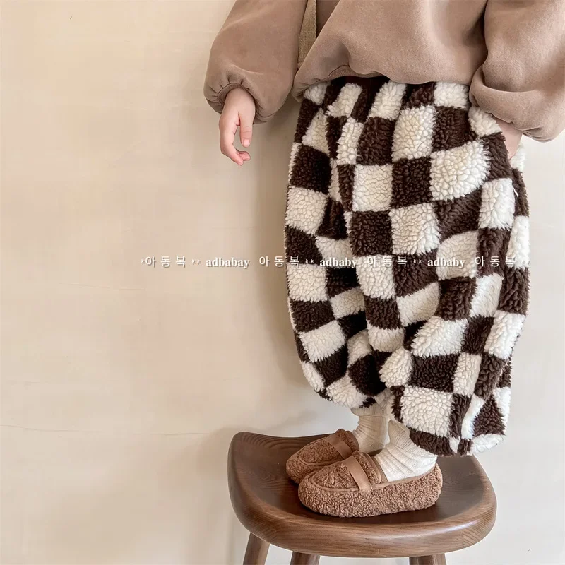 Baby Girls Winter Pants Children Boys Warm Clothes Fashion Plaid Plush Thick Casual Pants Kids Trousers Toddler Fleece Outerwear
Baby Girls Winter Pants Children Boys Warm Clothes Fashion Plaid Plush Thick Casual Pants Kids Trousers Toddler Fleece Outerwear