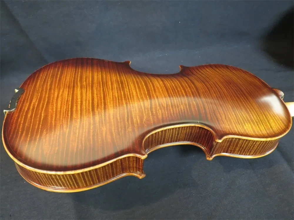 Strad style European Tone flamed maple back concert solo song violin 4/4 #14870
Strad style European Tone flamed maple back concert solo song violin 4/4 #14870
