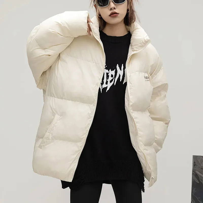 Korean Fashion Winter Coat Women Thicken Loose Parkas Stand Collar Warm Cotton Padded Jacket Female 2024 Winter Women's Jacket
Korean Fashion Winter Coat Women Thicken Loose Parkas Stand Collar Warm Cotton Padded Jacket Female 2024 Winter Women's Jacket