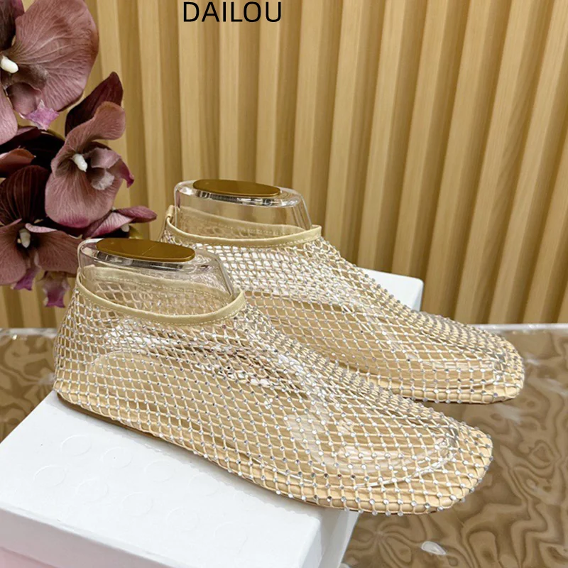 High quality Designer New Leyne Stone Mesh Hollow Sandals Women's Crystal Decorative Casual Flats Shallow Mouth Round Toe Summer 
High quality Designer New Leyne Stone Mesh Hollow Sandals Women's Crystal Decorative Casual Flats Shallow Mouth Round Toe Summer