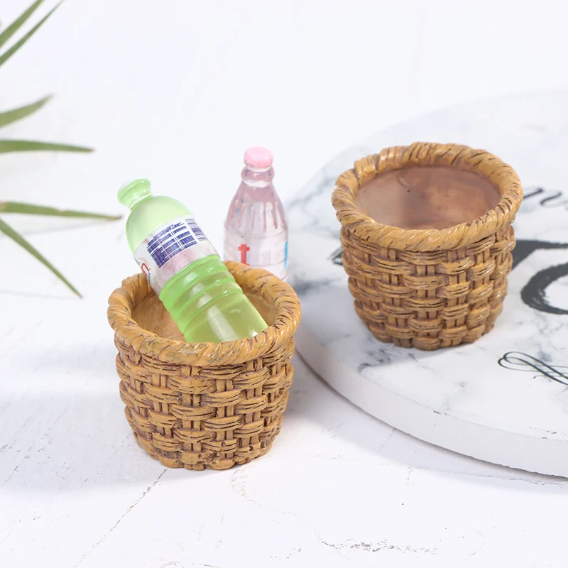 Mini 1/12 Cute Dollhouse Rattan Frame Hand-woven Vegetable Food Storage Basket Dolls Miniature For Dollhouse Decals
Mini 1/12 Cute Dollhouse Rattan Frame Hand-woven Vegetable Food Storage Basket Dolls Miniature For Dollhouse Decals