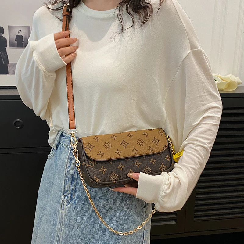 Advanced Women's Bag 2023 New Fashion Luxury Retro Print Small Square Bag Versatile One Shoulder Crossbody Bag Underarm Bag Tide
Advanced Women's Bag 2023 New Fashion Luxury Retro Print Small Square Bag Versatile One Shoulder Crossbody Bag Underarm Bag Tide