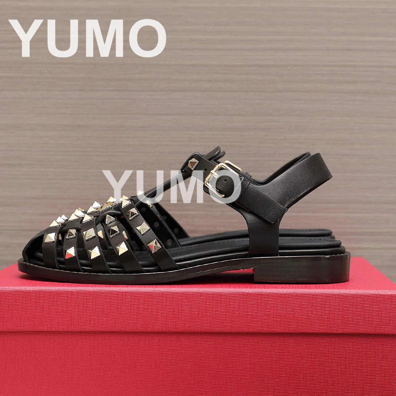 2023 Summer Round Closed Toe Genuine Leather Rivets Studded Ankle Strap Narrow Band Sandals Size 42 Luxury Designer Slingback
2023 Summer Round Closed Toe Genuine Leather Rivets Studded Ankle Strap Narrow Band Sandals Size 42 Luxury Designer Slingback