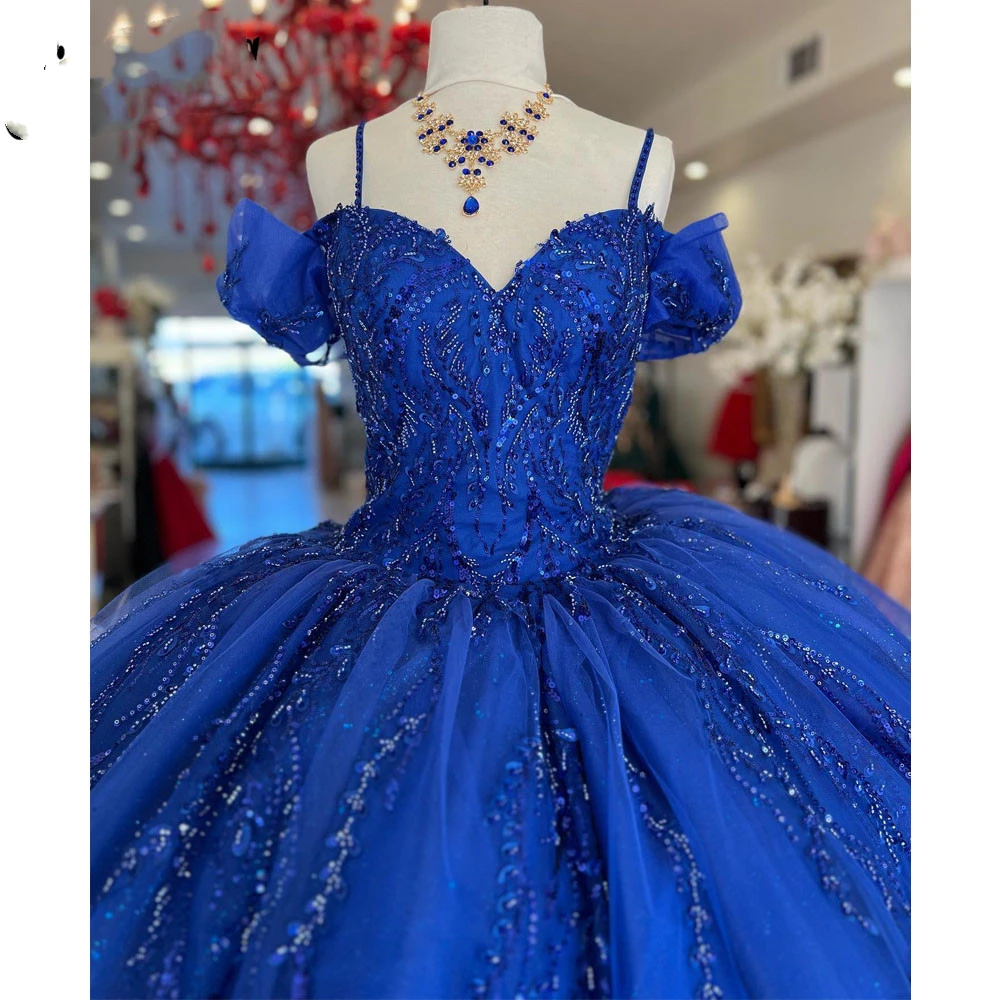 ANGELSBRIDEP Spaghetti Straps Quinceanera Dress Ball Gown Dark Royal Blue Tulle Sequined Applique Corset Girl's Sweet 16 Dress
ANGELSBRIDEP Spaghetti Straps Quinceanera Dress Ball Gown Dark Royal Blue Tulle Sequined Applique Corset Girl's Sweet 16 Dress