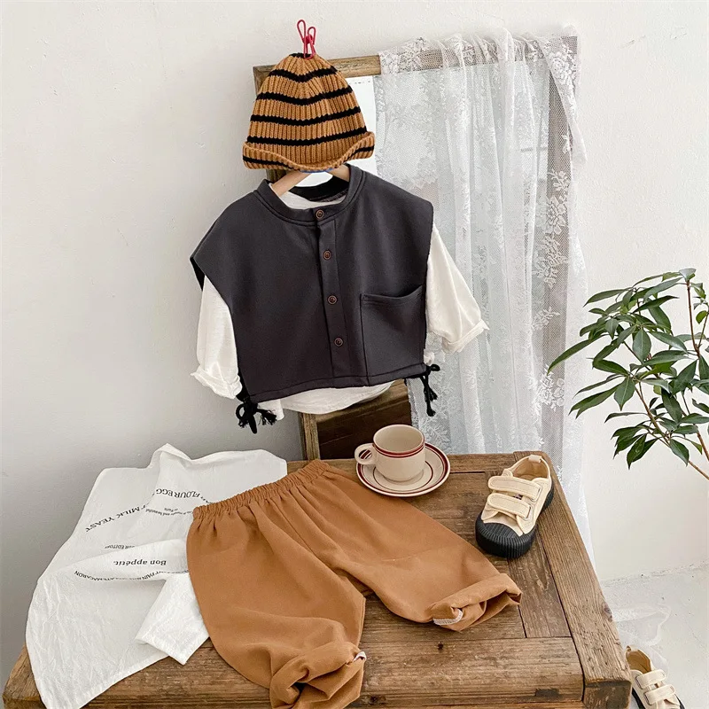Children's Spring and Autumn Suit Baby Girl Fashionable Long Sleeve Trousers Vest Three-Piece Male and Female Baby Clothes
Children's Spring and Autumn Suit Baby Girl Fashionable Long Sleeve Trousers Vest Three-Piece Male and Female Baby Clothes