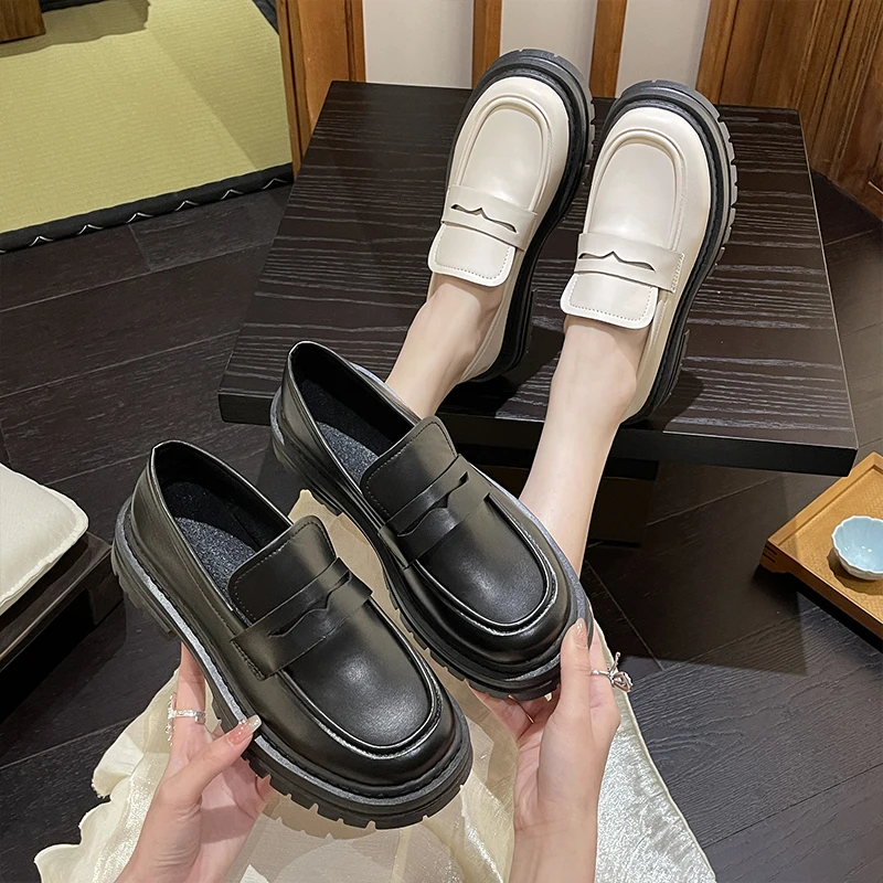 Туфли-оксфорды женские с закрытым носком, без застежки, повседневные кроссовки на платформе, лоферы с круглым носком, в британском стиле, осень
Туфли-оксфорды женские с закрытым носком, без застежки, повседневные кроссовки на платформе, лоферы с круглым носком, в британском стиле, осень