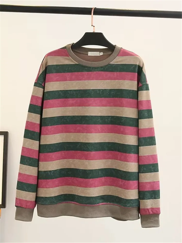 Plus Size Women's Long Sleeve T-Shirt Spring And Autumn Round Neck Cotton Knitted Stretch Fabric Wide Striped Top Loose T-Shirt
Plus Size Women's Long Sleeve T-Shirt Spring And Autumn Round Neck Cotton Knitted Stretch Fabric Wide Striped Top Loose T-Shirt