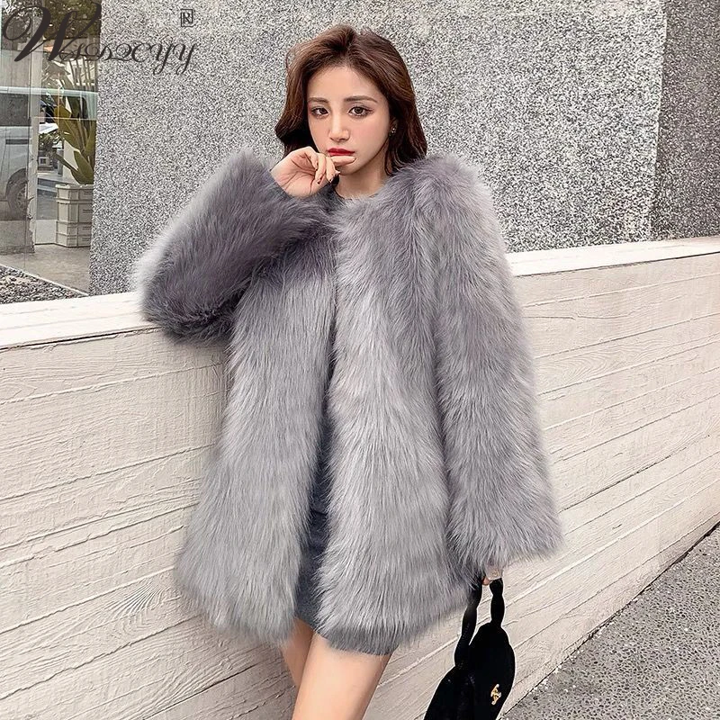 Plus Size Luxury Fake Fur Winter Coat Women Korean Fashion Midi Length Imitation Fox Casual Overcoat Snow Wear Warm Loose Jacket
Plus Size Luxury Fake Fur Winter Coat Women Korean Fashion Midi Length Imitation Fox Casual Overcoat Snow Wear Warm Loose Jacket