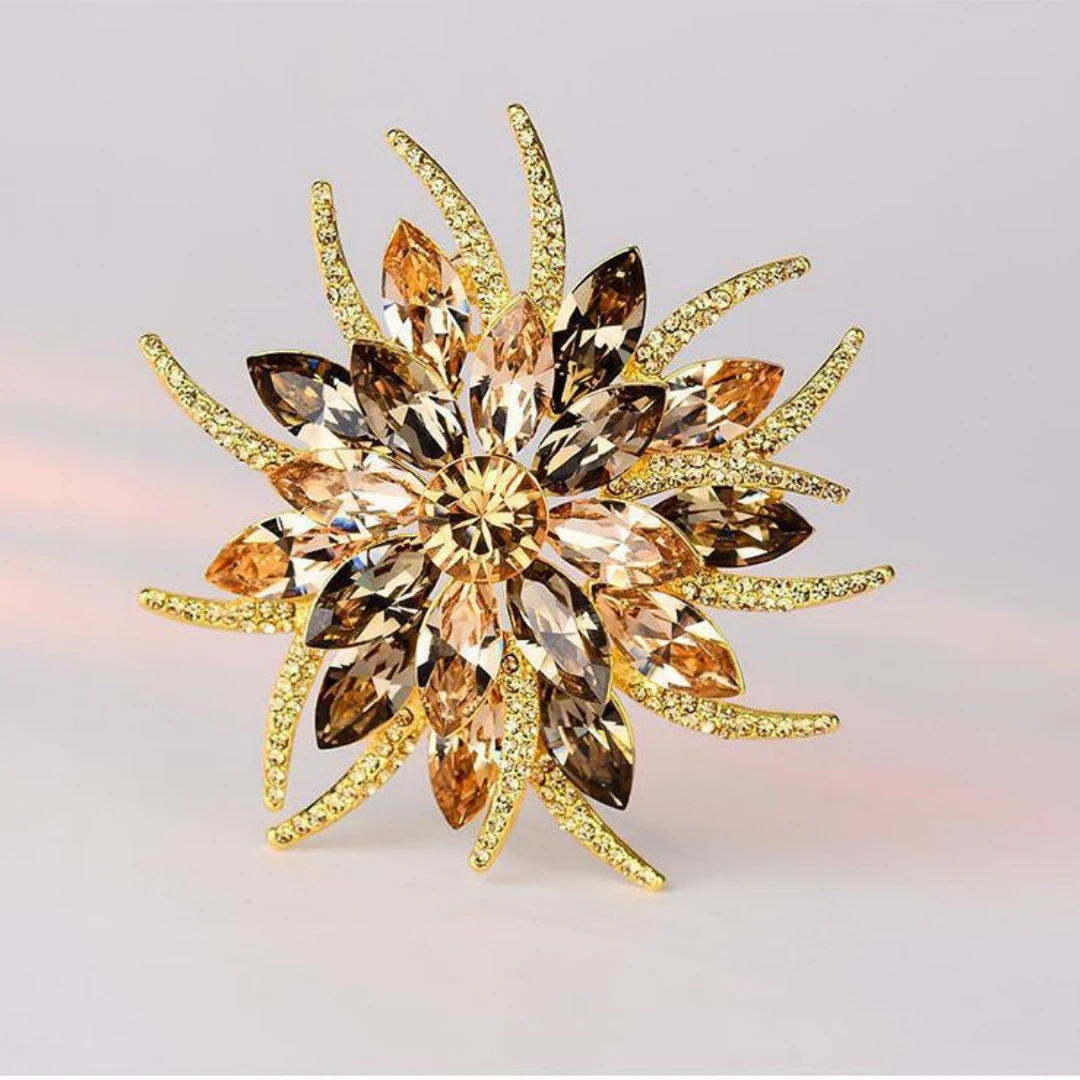 High-end women's luxury western accessories imitation crystal temperament creative simple atmosphere sun flower brooch
High-end women's luxury western accessories imitation crystal temperament creative simple atmosphere sun flower brooch