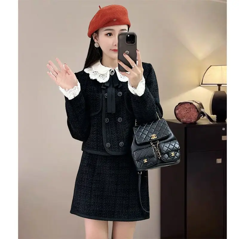 UNXX Black Chic Outfit for Women - Fashionable Two-Piece Short Skirt Suit for Spring/Autumn 2024 New Arrivals Fashion Suit Set
UNXX Black Chic Outfit for Women - Fashionable Two-Piece Short Skirt Suit for Spring/Autumn 2024 New Arrivals Fashion Suit Set
