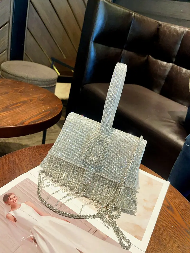 Bling Tassel Glitter Shiny Rhinestones Diamond Evening Bag Women's Handbag Wedding Party Clutch Purse Shoulder Crossbody Bag
Bling Tassel Glitter Shiny Rhinestones Diamond Evening Bag Women's Handbag Wedding Party Clutch Purse Shoulder Crossbody Bag