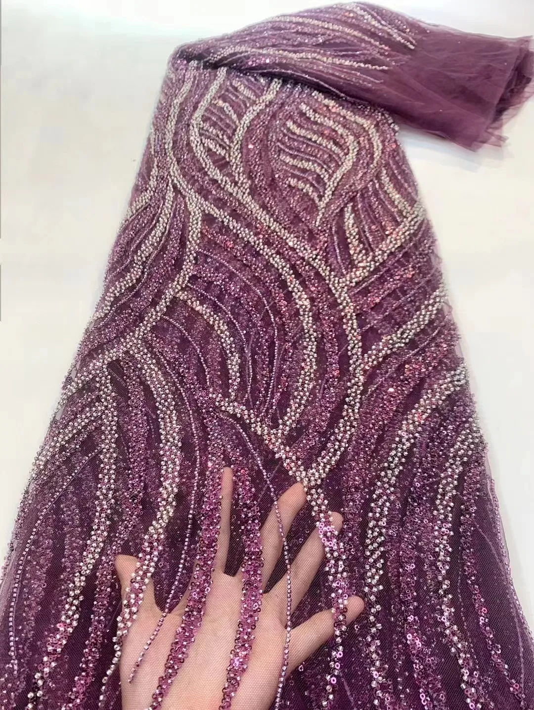 Purple Luxury Beaded African Lace Fabric High Quality 2023 For Evening Dress 5 Yards Purple White Embroidery Tulle Sequin Lace 
Purple Luxury Beaded African Lace Fabric High Quality 2023 For Evening Dress 5 Yards Purple White Embroidery Tulle Sequin Lace