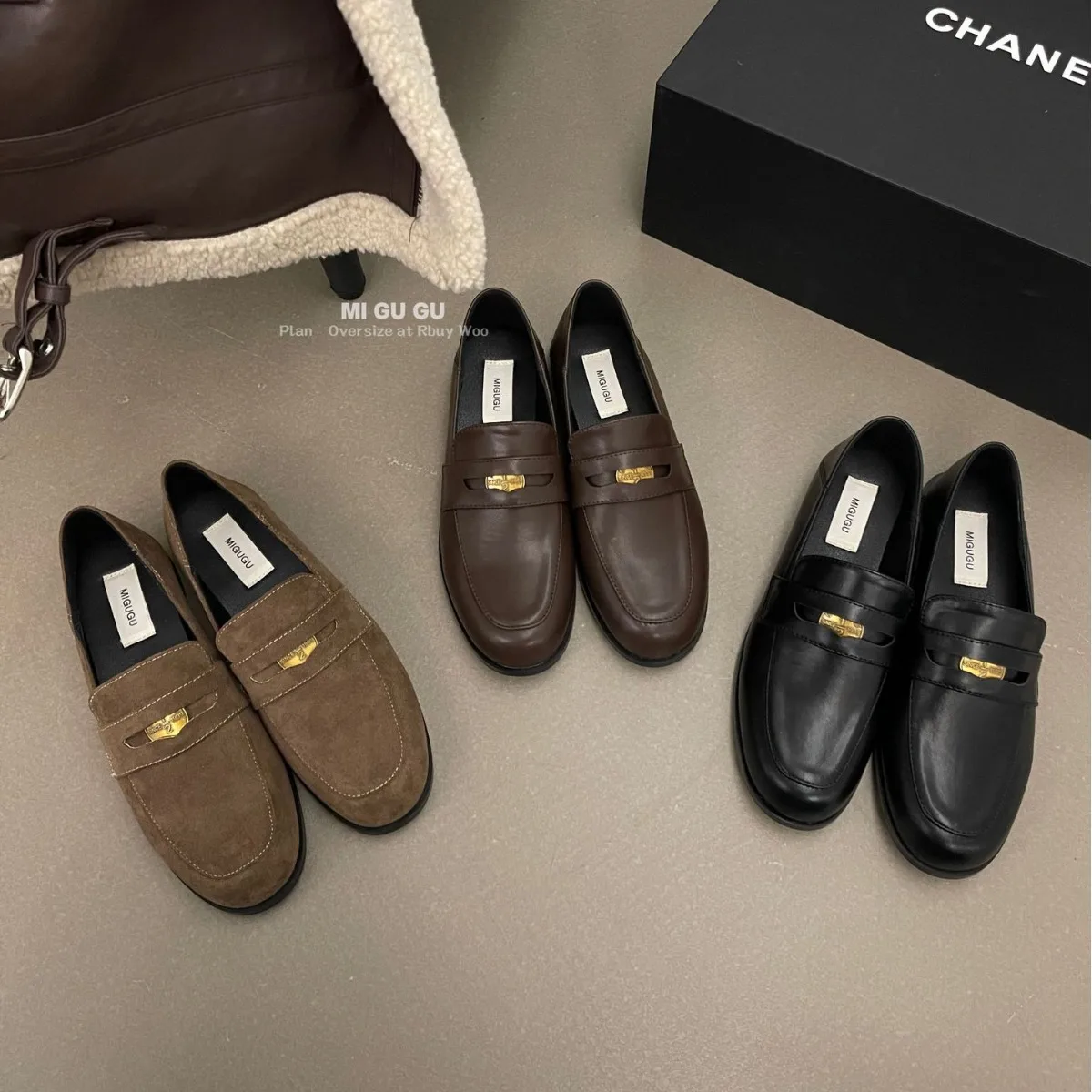 

Winter Round Toe Lefu Shoes Vintage Low Heel Gold Coin Lazy Single Shoes Wearing Plush Academy Small Leather Shoes Outside