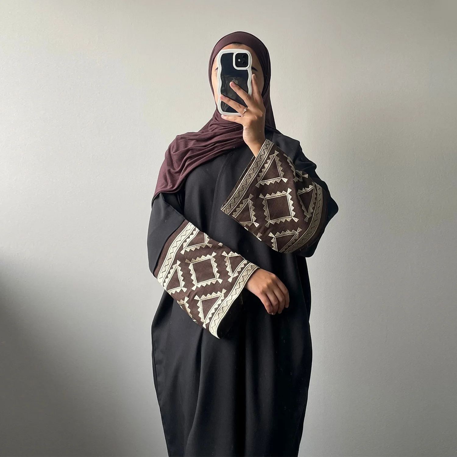 

Ramadan Eid Embroidered Open Kimono Abaya Dubai Luxury Muslim Abayas for Women Kaftan Dress Islamic Clothing Robe Femme Kebaya