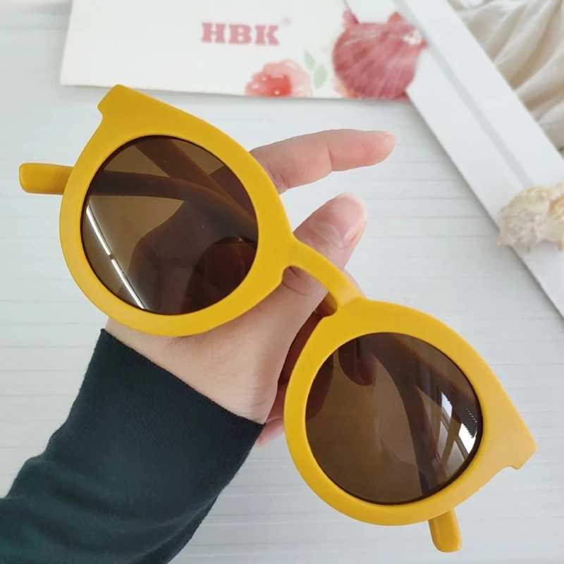 2022 Retro Sunglasses Women/men Vintage Trending Jelly Candy Color Shades UV400 Round Classic Men Personality Sun Glasses
2022 Retro Sunglasses Women/men Vintage Trending Jelly Candy Color Shades UV400 Round Classic Men Personality Sun Glasses
