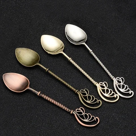 

Vintage Style Bronze Carved Small Coffee Spoon Kitchen Dining Bar Flatware Cutlery Mixing Stirring Dessert Teaspoon Kitchen Tool