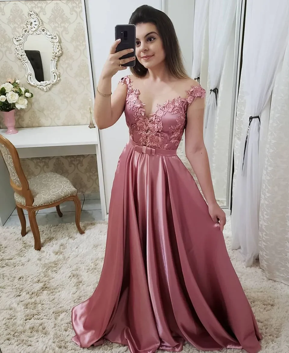 

Sexy V-Neck Lace Appliques Long Prom Dresses 2024 Elegant Off the Shoulder A-Line Formal Party Dress with Belt Vestidos De Gala