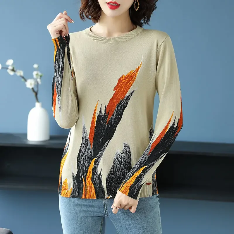 Spring and Autumn Women's Printed Knitted T-shirt New Round Neck All-match Vintage Long Sleeve Underlay Tops Female Clothing
Spring and Autumn Women's Printed Knitted T-shirt New Round Neck All-match Vintage Long Sleeve Underlay Tops Female Clothing