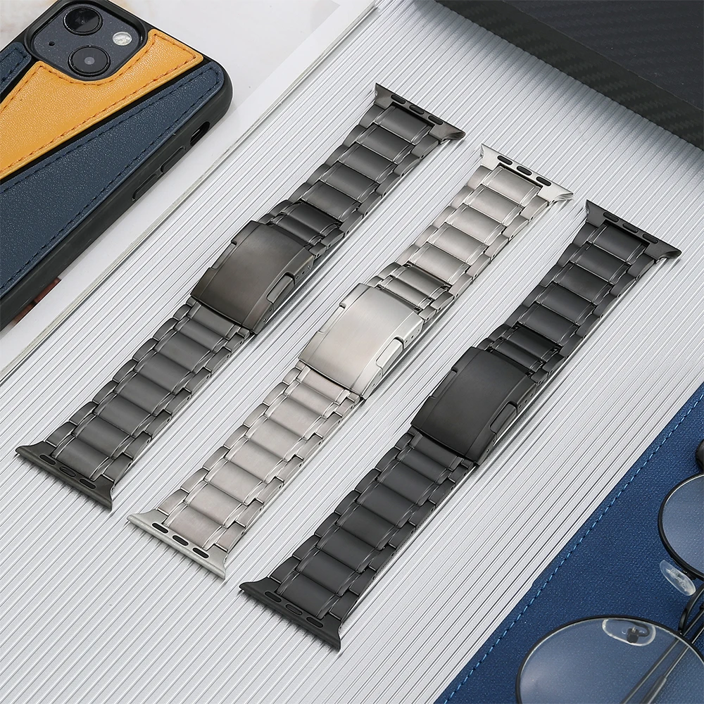 Luxury Titanium Alloy Link Bracelet for Apple Watch Strap Ultra 49mm 8 7 6 5 4 Se 45 44mm Men Band for IWatch 42 41mm Wristband
Luxury Titanium Alloy Link Bracelet for Apple Watch Strap Ultra 49mm 8 7 6 5 4 Se 45 44mm Men Band for IWatch 42 41mm Wristband