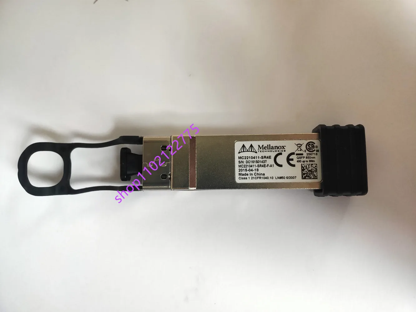 40GB Optical Fiber Qsfp/MC2210411-SR4/Mellanox QSFP 850nm 40g 30M/100M/300m DOM MTP/MPO MMF Fiber Switch/40gb Qsfp Transceiver
40GB Optical Fiber Qsfp/MC2210411-SR4/Mellanox QSFP 850nm 40g 30M/100M/300m DOM MTP/MPO MMF Fiber Switch/40gb Qsfp Transceiver