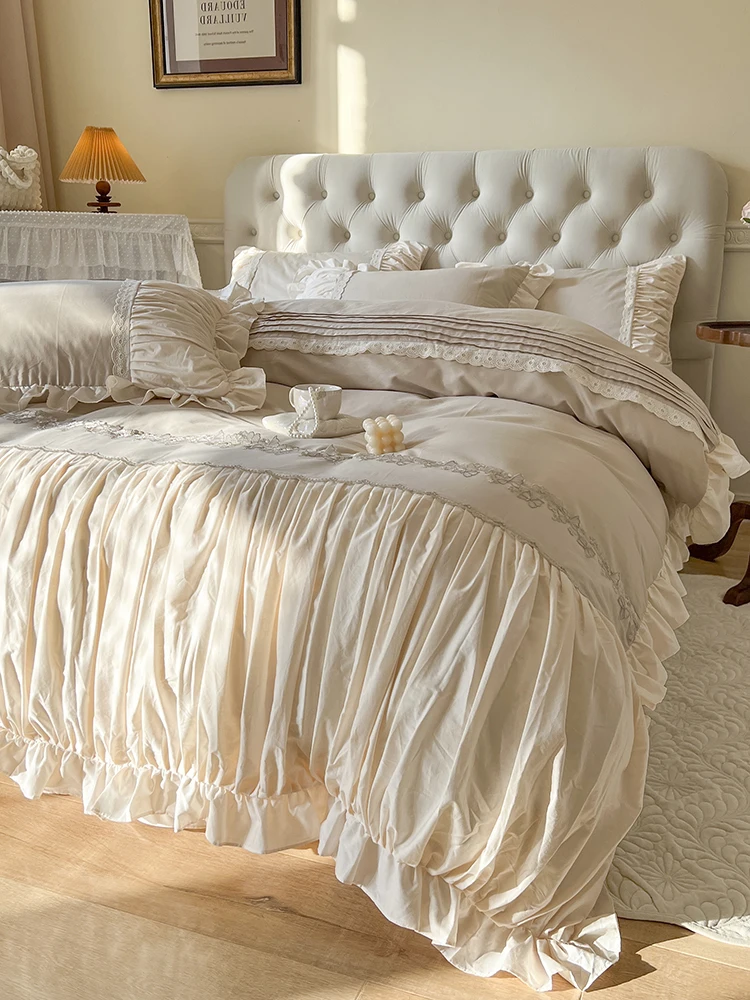 Four-Piece French Retro Cotton Bedding Home Textile Princess Style Lace Ruffled Quilt Cover High-Grade Bed Skirt 1.8MExtra Large
Four-Piece French Retro Cotton Bedding Home Textile Princess Style Lace Ruffled Quilt Cover High-Grade Bed Skirt 1.8MExtra Large