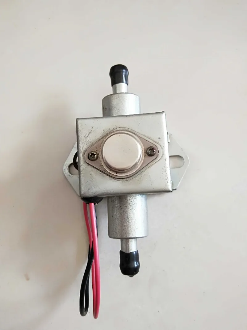 12V 24V Electronic Fuel Transfer Pump Is Suitable for Tractor Harvester and Various Engineering Vehicle Modification Vehicles
12V 24V Electronic Fuel Transfer Pump Is Suitable for Tractor Harvester and Various Engineering Vehicle Modification Vehicles