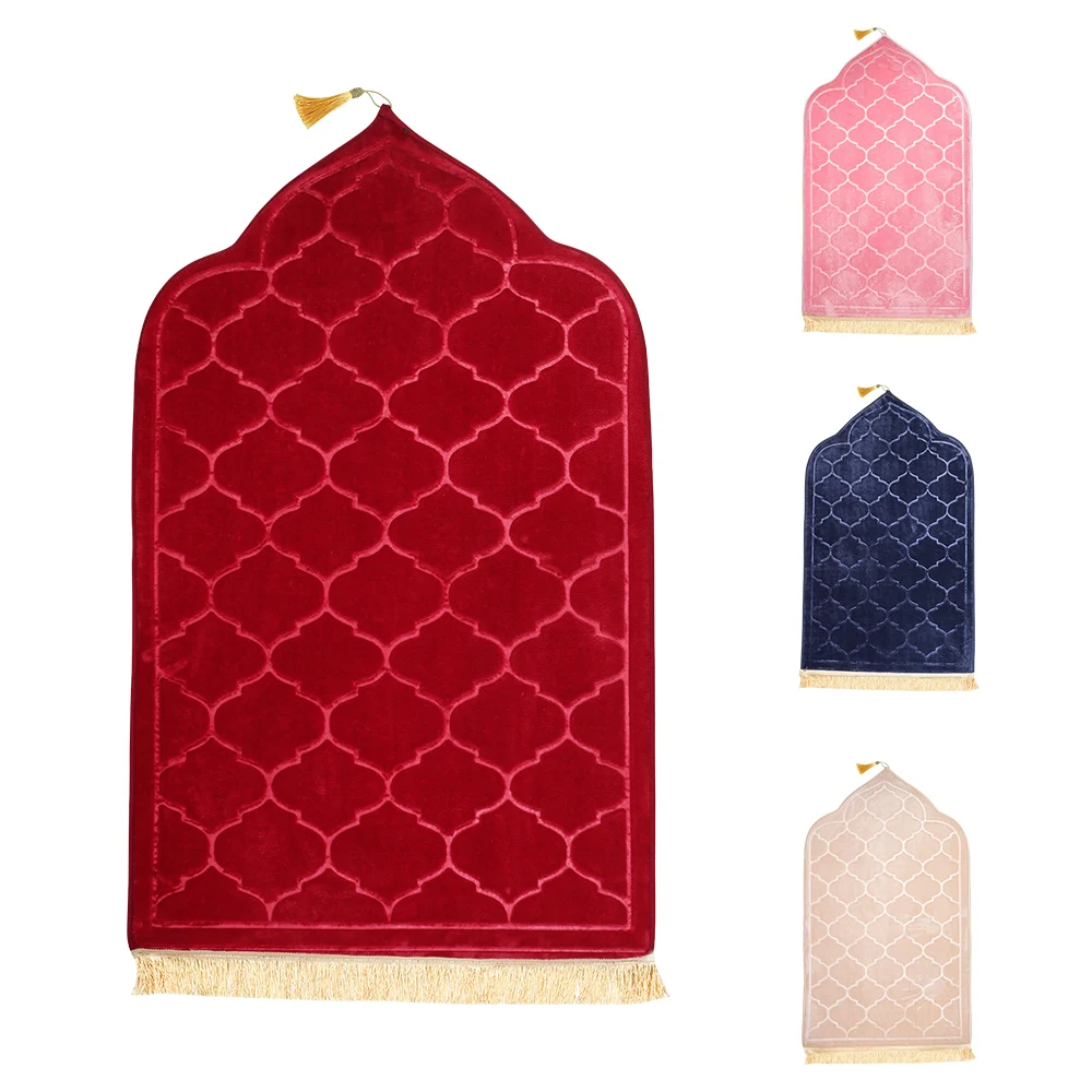 

Travel Prayer Rug Flannel Carpet Soft Embossing Floor Carpets Non-slip Worship Kneel Portable Prayer Mat for Muslim Ramadan