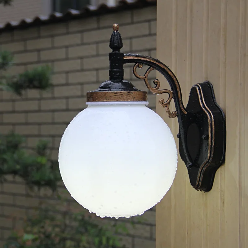 outdoor wall lamp european garden courtyard waterproof balcony outdoor wall light
outdoor wall lamp european garden courtyard waterproof balcony outdoor wall light