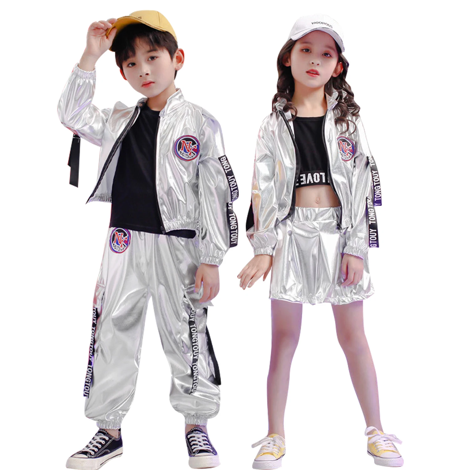 2023 New Girls Boys Silver Hip Hop Outfit Street Jazz Dancing Costume Korean Jacket Vest Skirt Pants Clothes Set For Kids
2023 New Girls Boys Silver Hip Hop Outfit Street Jazz Dancing Costume Korean Jacket Vest Skirt Pants Clothes Set For Kids