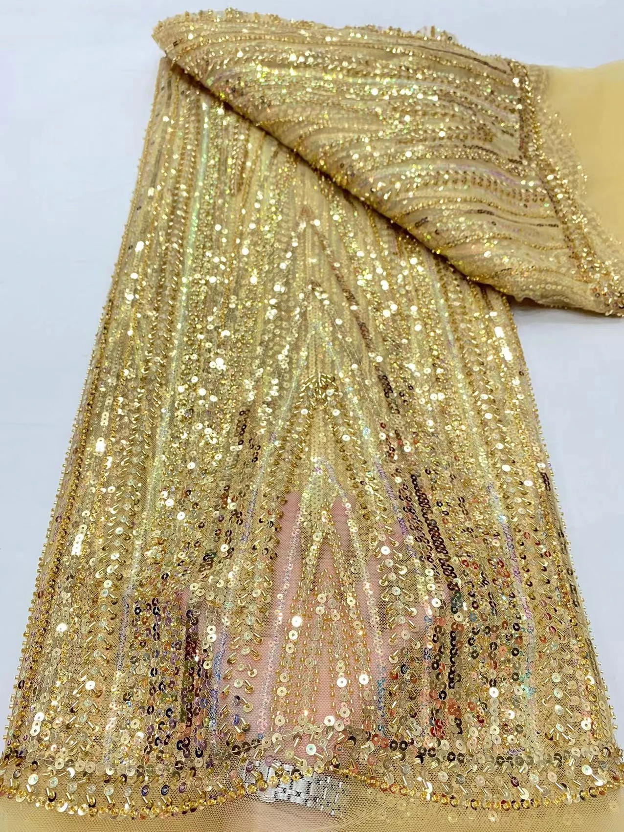 2024High Quality African Nigerian Lace Fabric Embroidery Tulle Pure Wedding Party Dress Guipure SequinsFor Sewing Beads 5yards
2024High Quality African Nigerian Lace Fabric Embroidery Tulle Pure Wedding Party Dress Guipure SequinsFor Sewing Beads 5yards