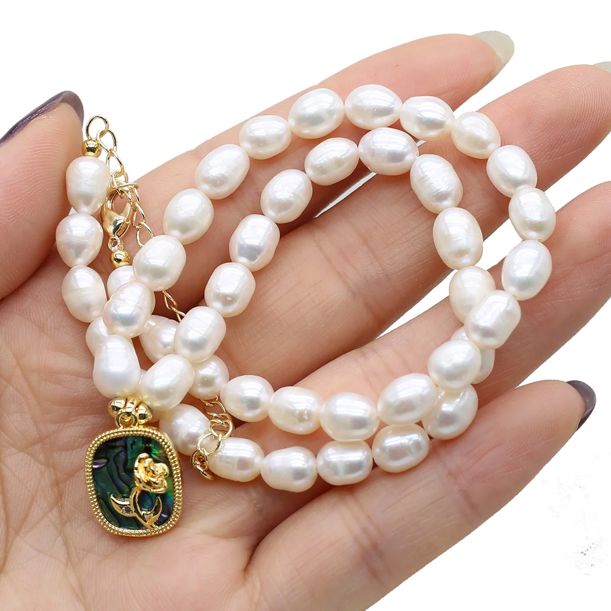 Stylish Simplicity 6-7mm Pearl Chain Rice Beads Necklace for Women Wedding Square Pendant Necklace Fashion Jewelry Wholesale
Stylish Simplicity 6-7mm Pearl Chain Rice Beads Necklace for Women Wedding Square Pendant Necklace Fashion Jewelry Wholesale