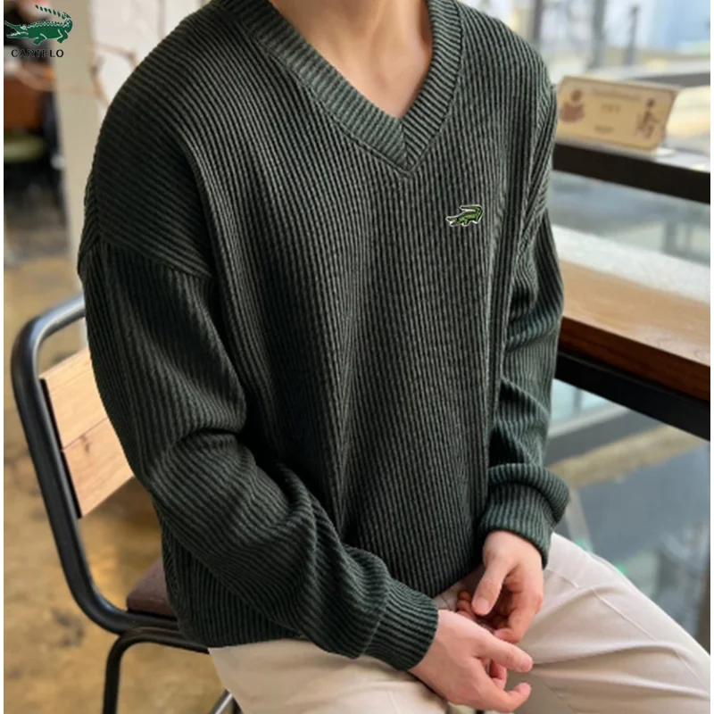 2023 V -neck Men's Cartelo Korean Edition Trends Autumn and Winter Loose Surites Cover Bottom Shirt Wear Casual Clothing Spot
2023 V -neck Men's Cartelo Korean Edition Trends Autumn and Winter Loose Surites Cover Bottom Shirt Wear Casual Clothing Spot