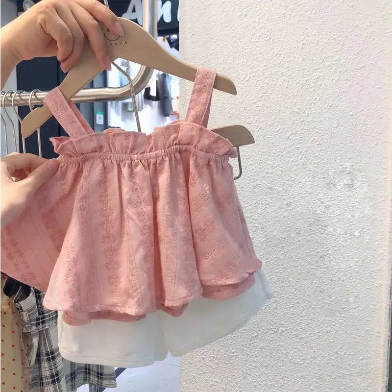 Baby Girls' Suspended Tank Top Summer Suit New Children's and Girls' Fashionable and Cute Baby Doll Cotton Top toddler girl
Baby Girls' Suspended Tank Top Summer Suit New Children's and Girls' Fashionable and Cute Baby Doll Cotton Top toddler girl