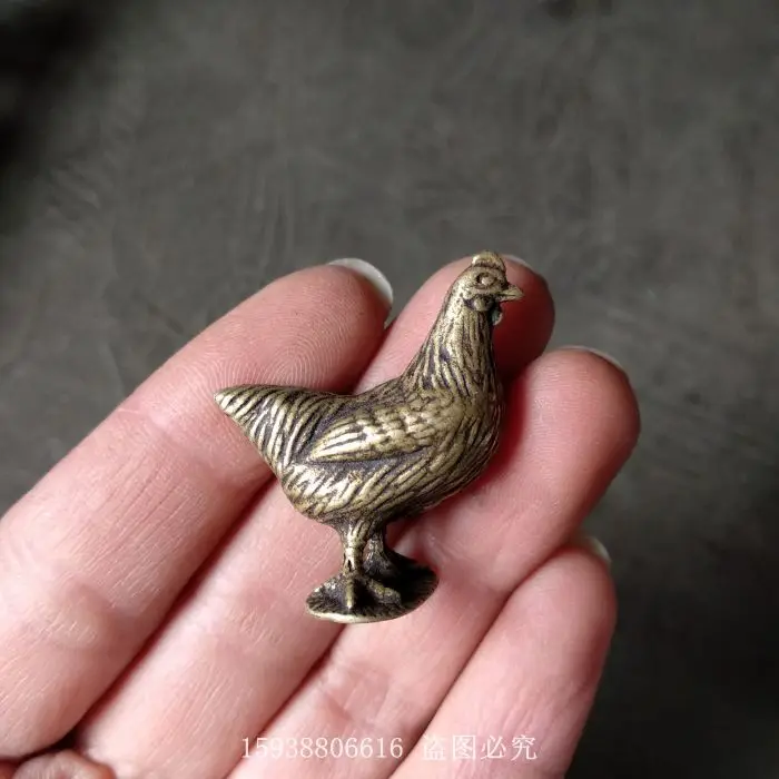 Ex-gratia antique antique miscellaneous collection antique old brass zodiac chicken small ornaments old bronze old objects
Ex-gratia antique antique miscellaneous collection antique old brass zodiac chicken small ornaments old bronze old objects