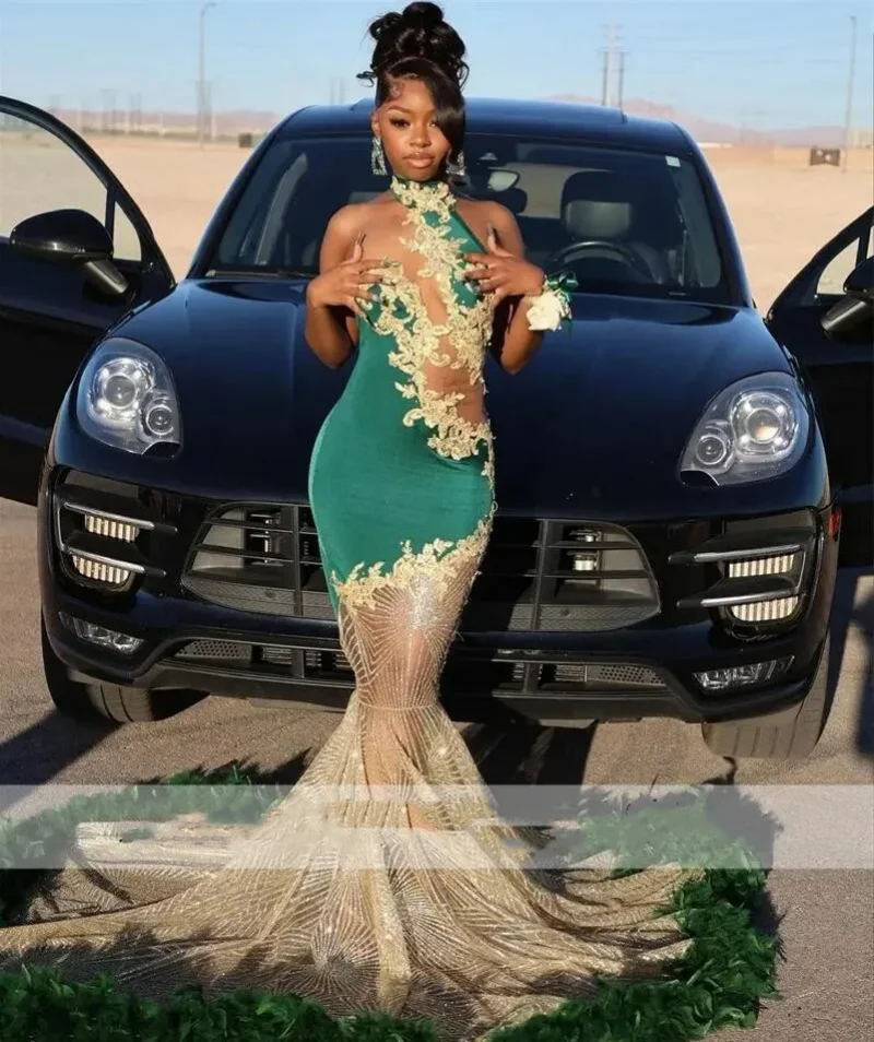 

Green Mermaid Long Prom Dresses 2024 Halter Lace Appliques Feathers Sequined Birthday Party Sparkly Evening Gowns Robe De Bal