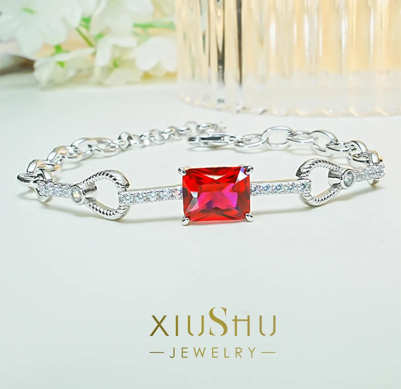 Fashionable and Luxurious 925 Silver Chain Bracelet with Niche Design, Versatile and Simple for Women
Fashionable and Luxurious 925 Silver Chain Bracelet with Niche Design, Versatile and Simple for Women
