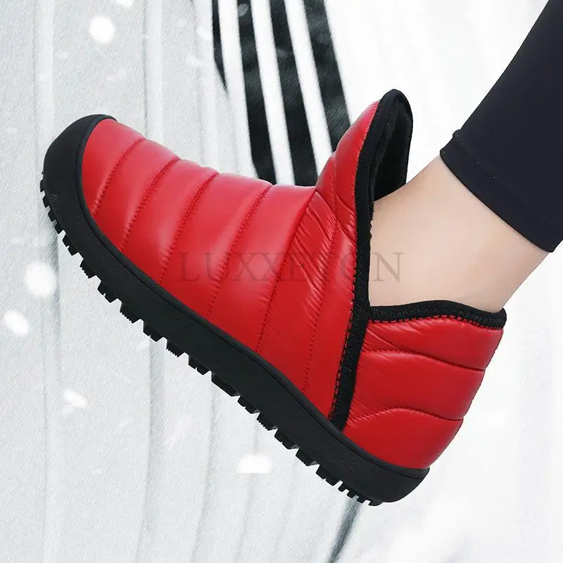 Langmao Winter Men Waterproof Ankle Boots Lightweight Men Sneakers Snow Boots Outdoor Couple Warm Cotton Boots Keep Warm
Langmao Winter Men Waterproof Ankle Boots Lightweight Men Sneakers Snow Boots Outdoor Couple Warm Cotton Boots Keep Warm