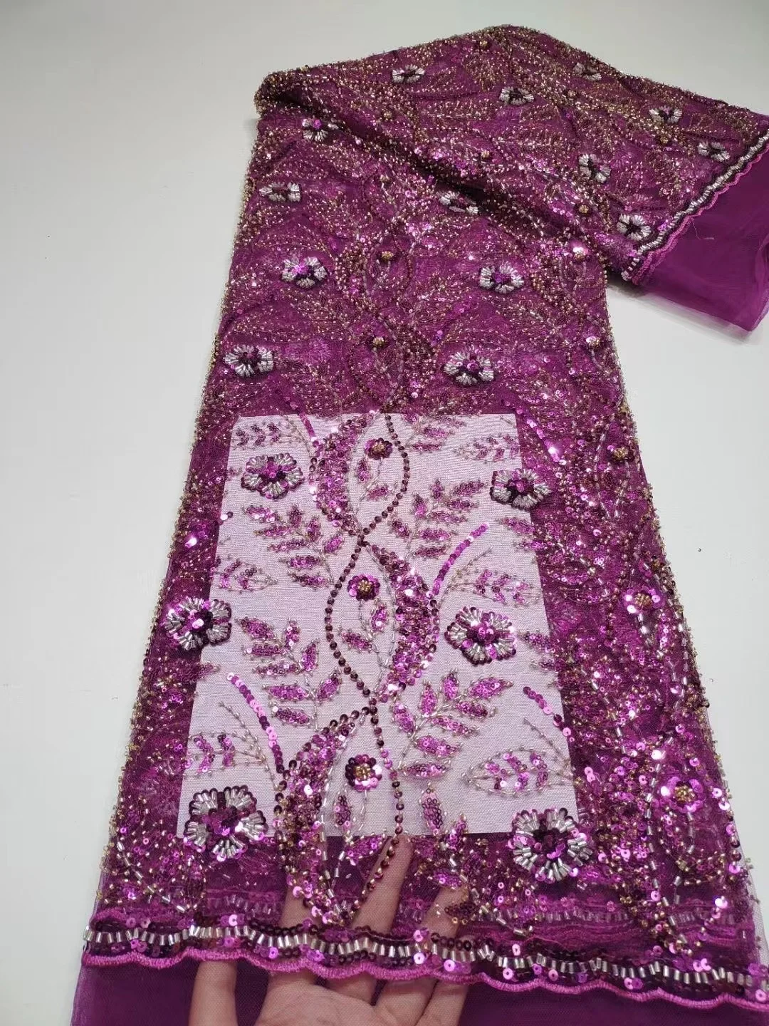 Luxury Hand Beaded Lace Fabric Bridal Fabric High-end Wedding Fabrics French Nigerian Sequins Beads Embroidered on Tulle 5 Yards 
Luxury Hand Beaded Lace Fabric Bridal Fabric High-end Wedding Fabrics French Nigerian Sequins Beads Embroidered on Tulle 5 Yards