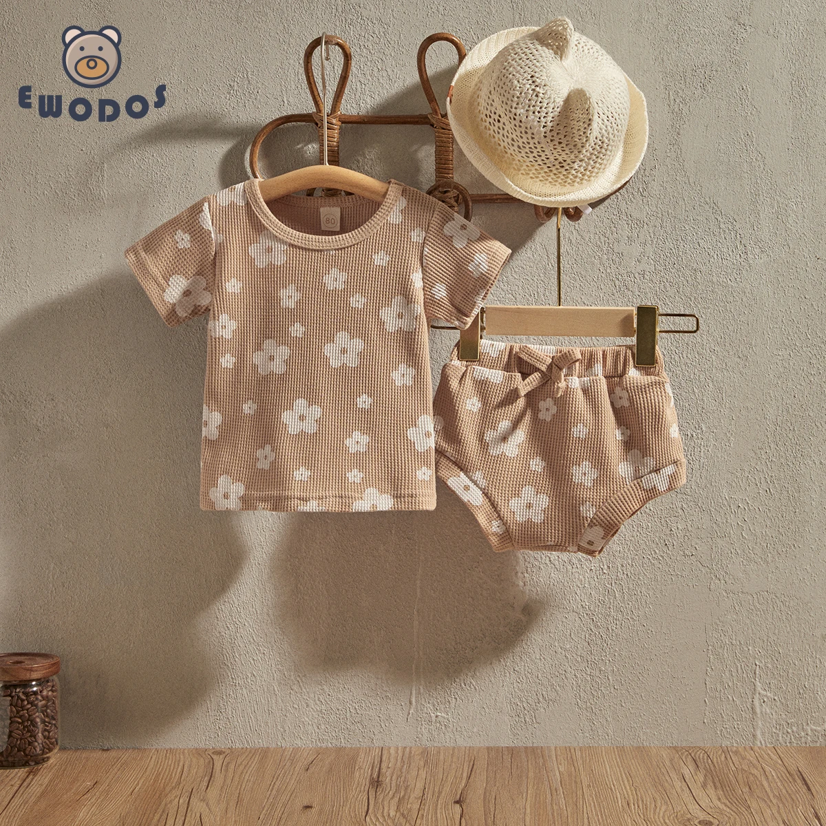 

EWODOS 0-18Months Newborn Baby Girls 2Pcs Summer Outfits Shorts Set Casual Short Sleeve Waffle Knit Floral T-shirt + Shorts Set