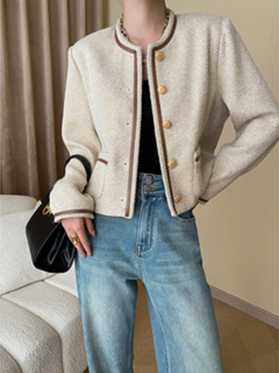 Buttons Pockets Woolen Coats Woman Long Sleeve Round Neck Coat Casual Fashion Vintage Streetwear Cozy Autumn Winter Outewear
Buttons Pockets Woolen Coats Woman Long Sleeve Round Neck Coat Casual Fashion Vintage Streetwear Cozy Autumn Winter Outewear