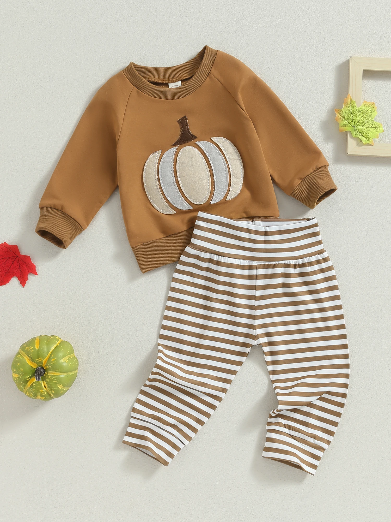 Adorable 3 Piece Set Cozy Bear Print Hoodie Striped Pants and Matching Hat for Stylish Newborn Winter Outfit
Adorable 3 Piece Set Cozy Bear Print Hoodie Striped Pants and Matching Hat for Stylish Newborn Winter Outfit