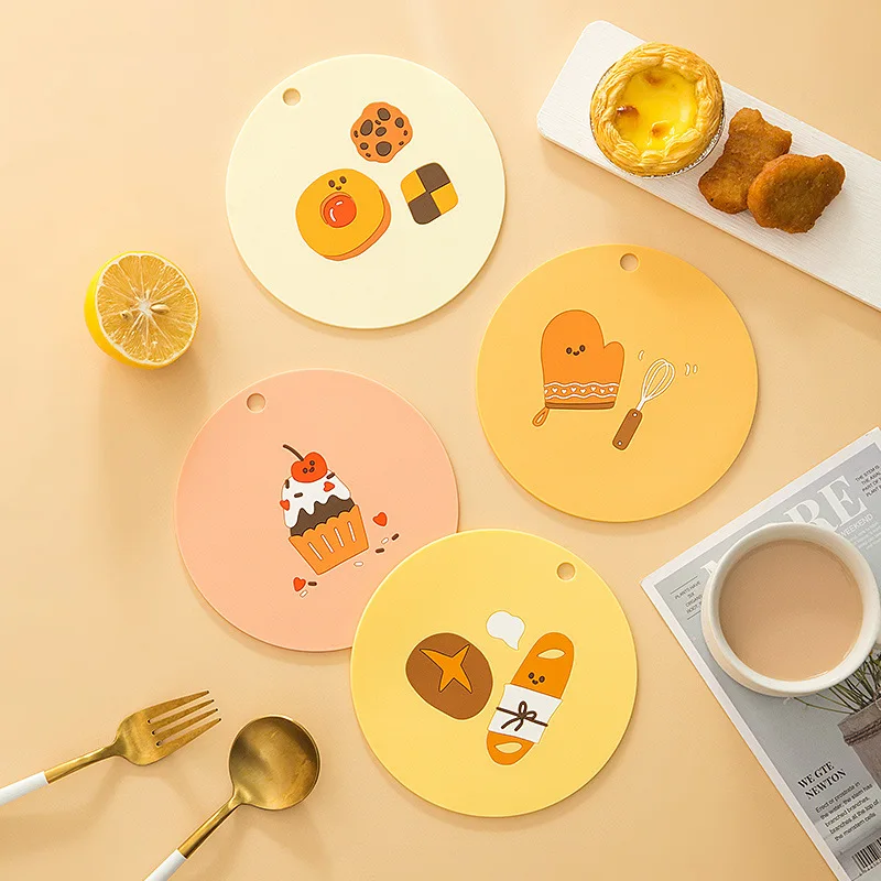 Household PVC Creative Cute Meal Mat Waterproof Cup Mat Kitchen Table Heat Resistant and Heat Resistant Insulation Mat
Household PVC Creative Cute Meal Mat Waterproof Cup Mat Kitchen Table Heat Resistant and Heat Resistant Insulation Mat