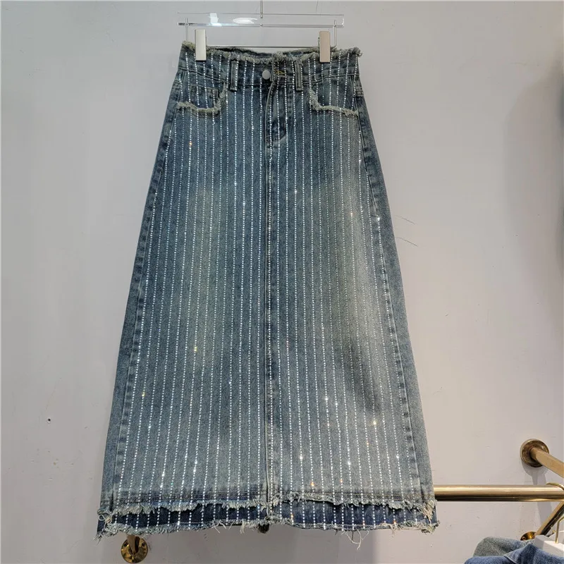 

Women Hot Drilling Diamonds Beaded Denim Skirt Ragged Edge Sequined Jeans Skirt High Waist A-line Rhinestones Mid Length Skirt